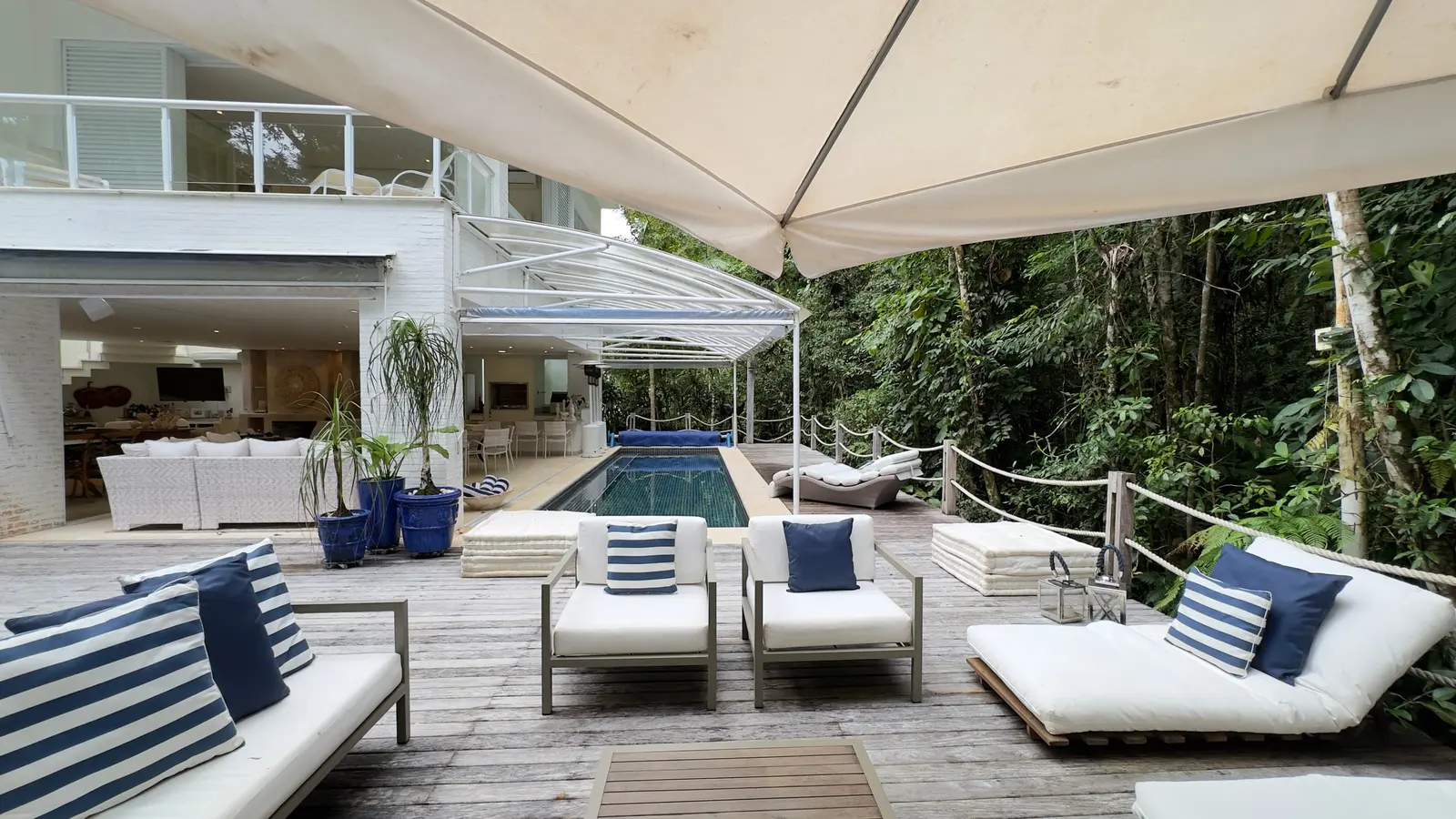 Área externa 8 — Iporanga, Guarujá, à venda e para locação, Casa