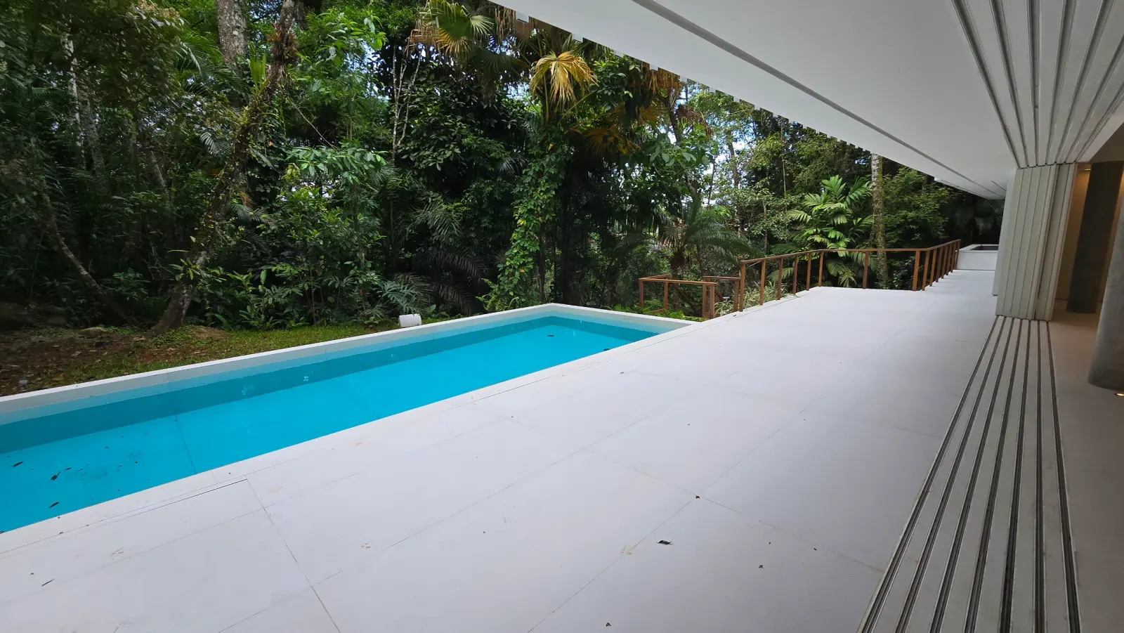 Área externa 4 — São Pedro, Guarujá, à venda, Casa