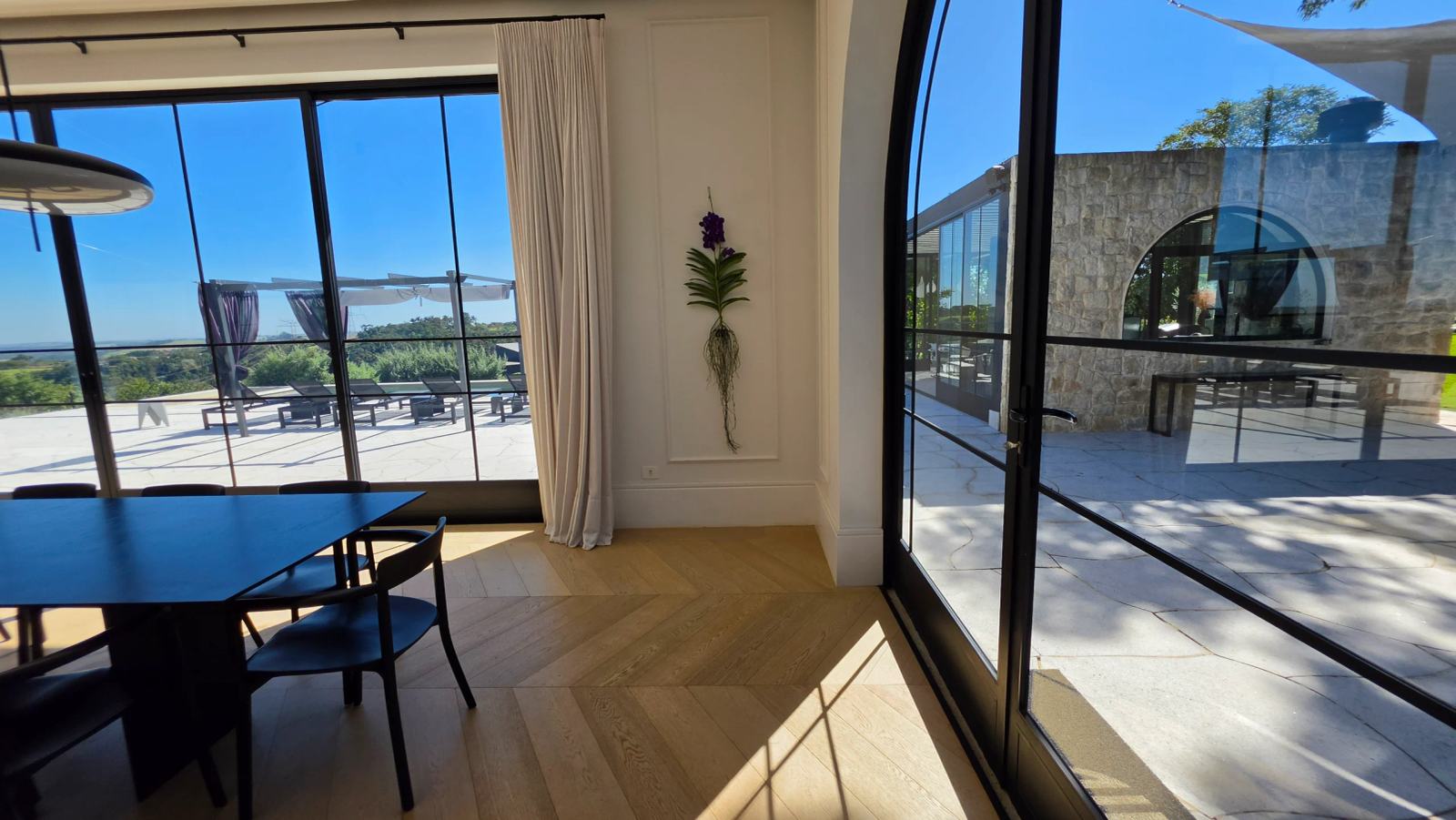 Casa a venda e locação Na fazenda Boa Vista Projeto de Duda Porto Vila Francesa Provençal - vista externa