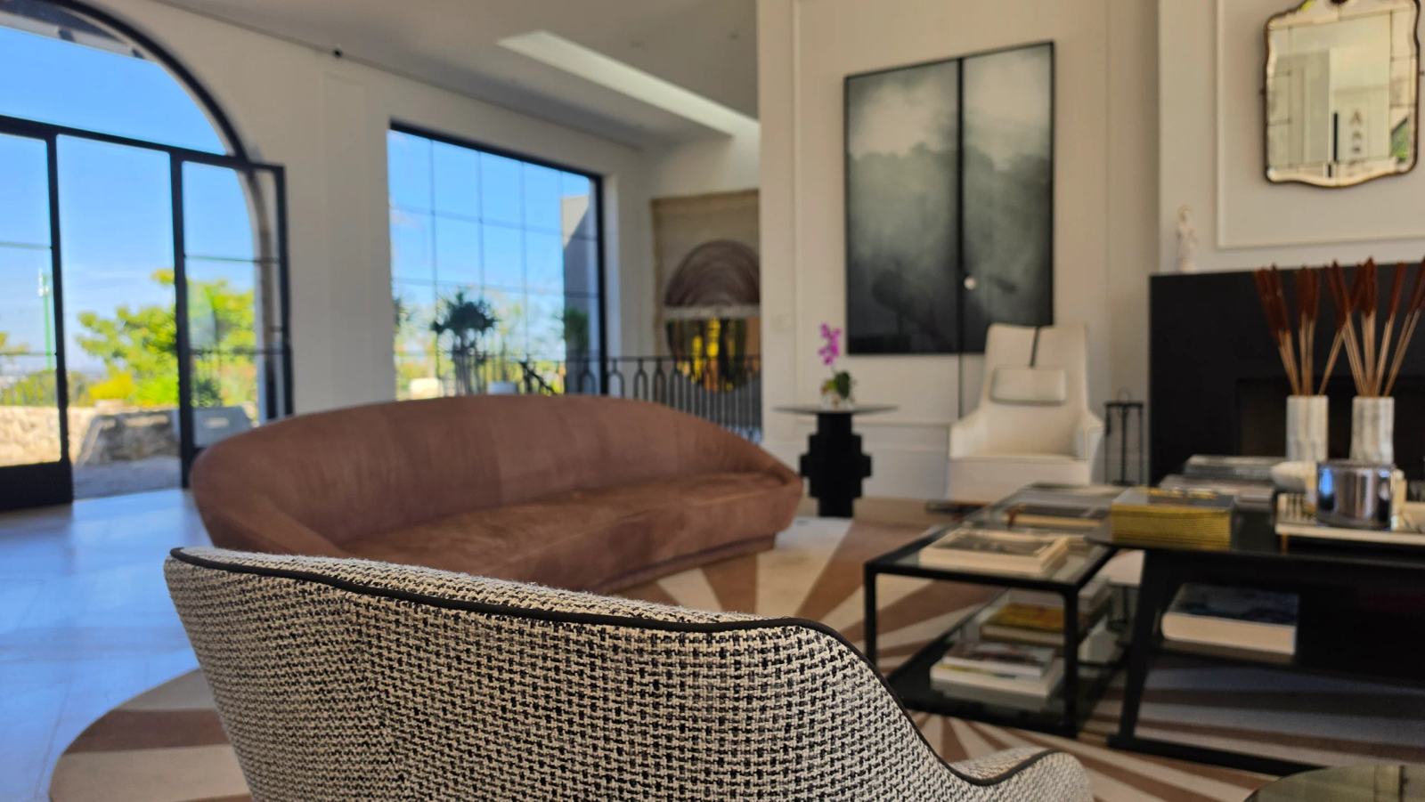 Casa a venda e locação Na fazenda Boa Vista Projeto de Duda Porto Vila Francesa Provençal - detalhes sofa