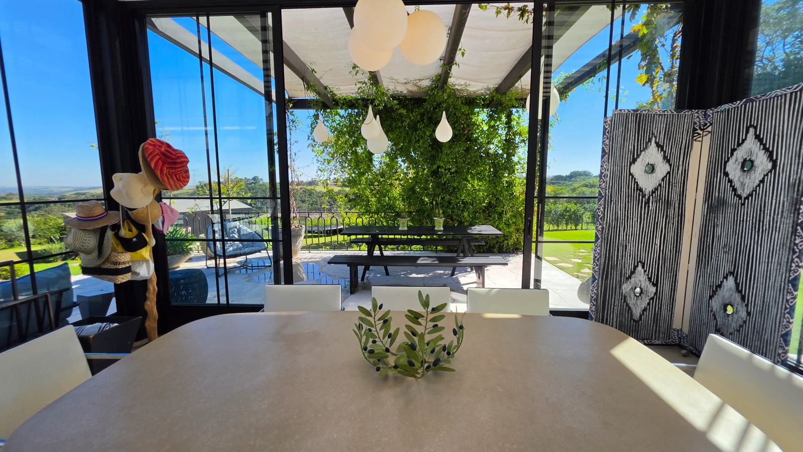 Casa a venda e locação Na fazenda Boa Vista Projeto de Duda Porto Vila Francesa Provençal - detalhe gourmet