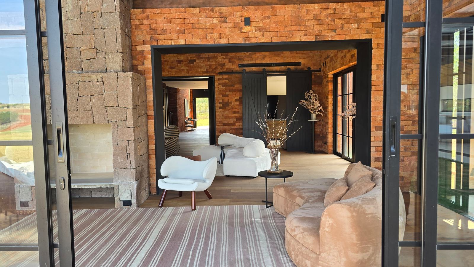 Ambiente interno 2 — Fazenda Boa Vista, Porto Feliz, à venda e para locação, Casa