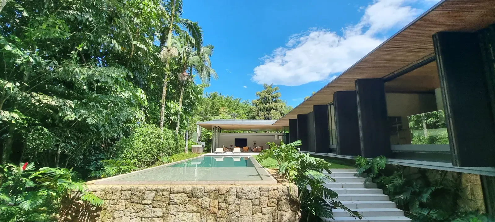 Área externa 4 — Iporanga, Guarujá, para temporada, Casa