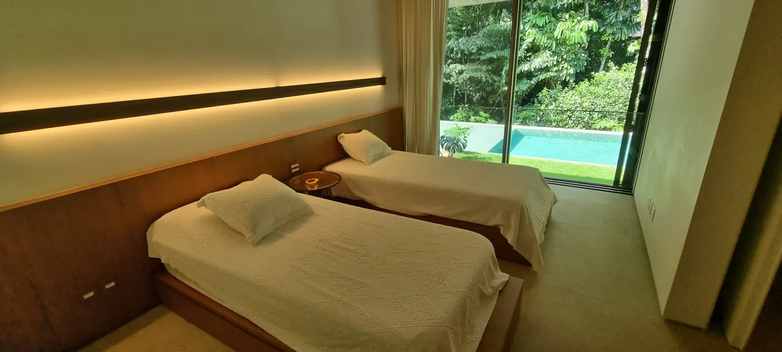 Suíte 5 — Iporanga, Guarujá, para temporada, Casa