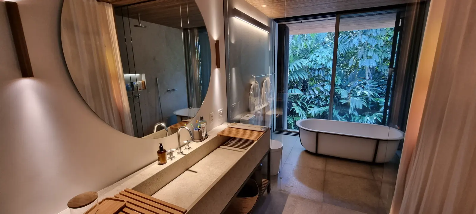 Suíte 7 — Iporanga, Guarujá, para temporada, Casa