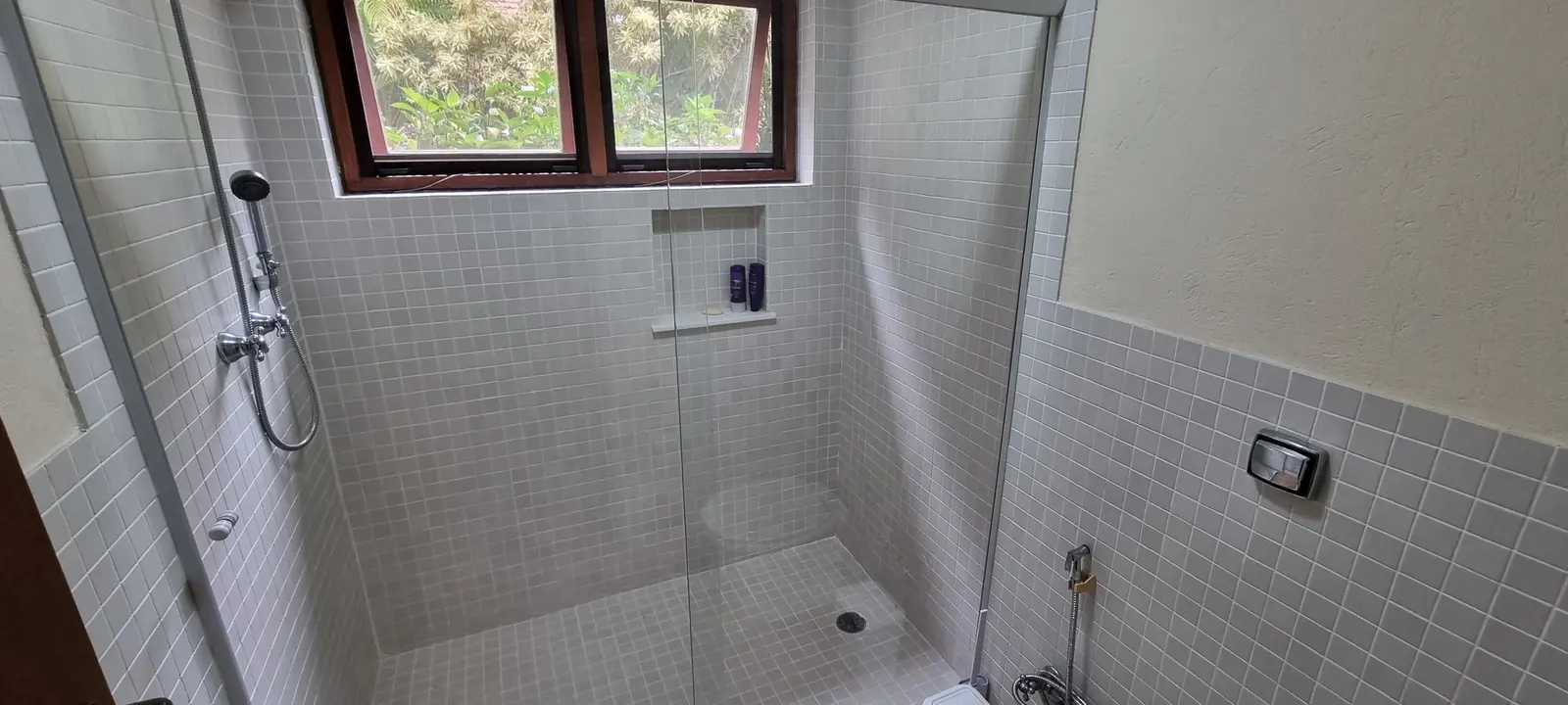 Suíte 10 — Iporanga, Guarujá, para temporada, Casa