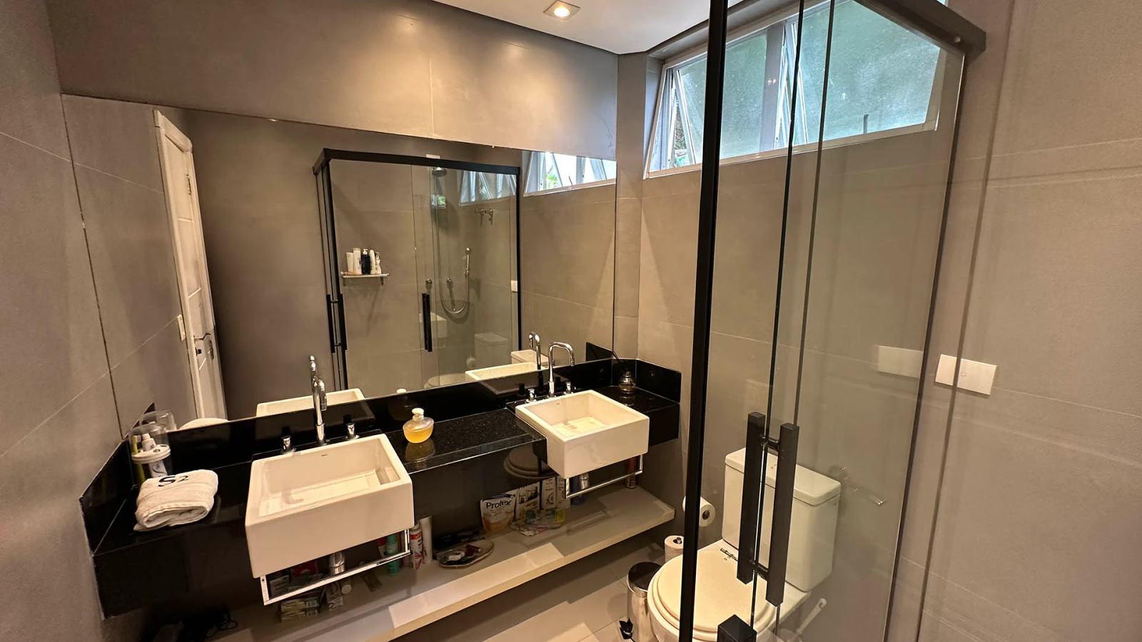 Suíte 8 — Tijucopava, Guarujá, à venda, Casa