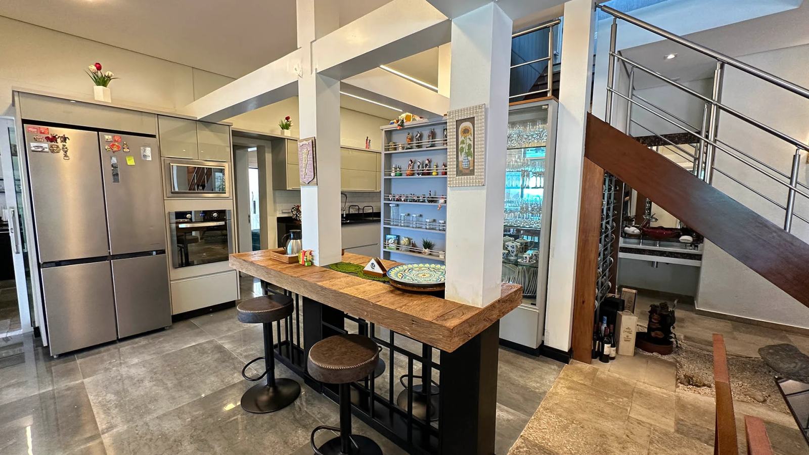 Ambiente interno 2 — Tijucopava, Guarujá, à venda, Casa