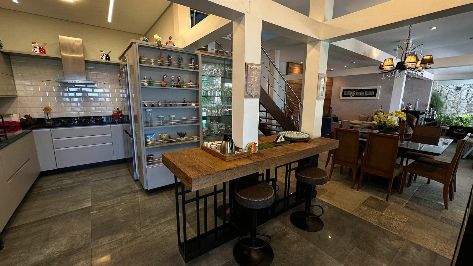 Ambiente interno 1 — Tijucopava, Guarujá, à venda, Casa