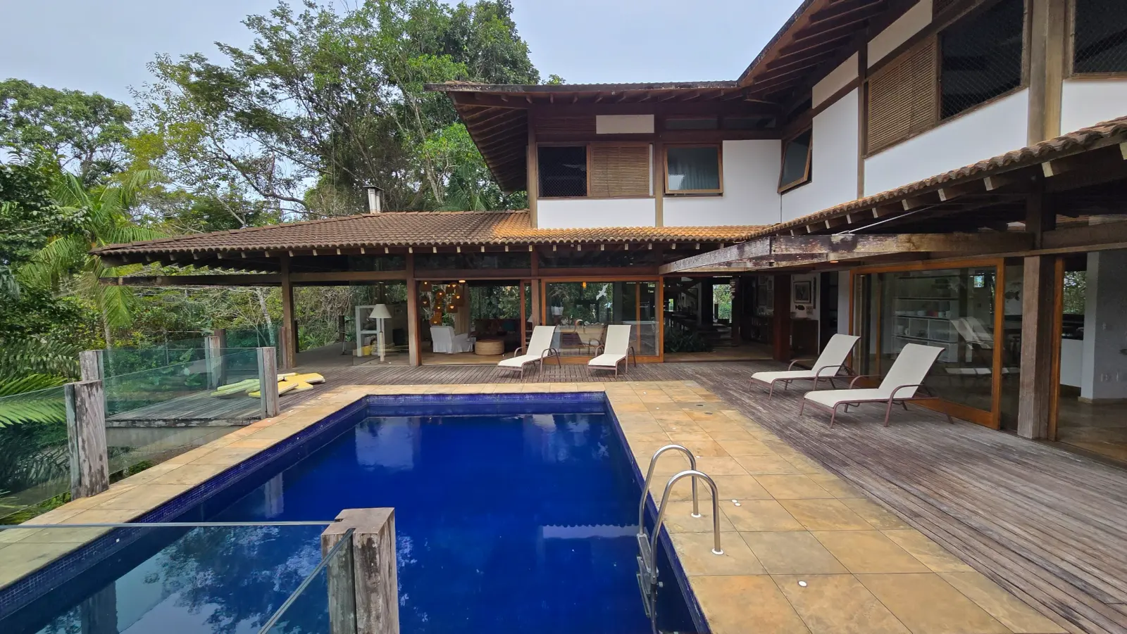 Área externa 9 — Iporanga, Guarujá, para temporada, Casa