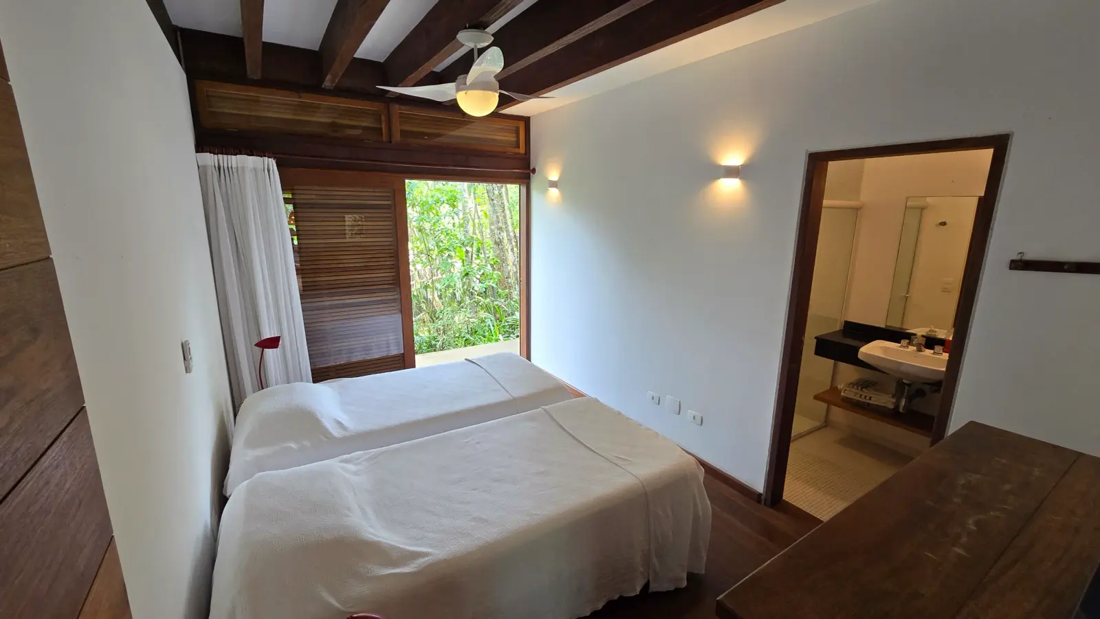 Suíte 1 — Iporanga, Guarujá, para temporada, Casa