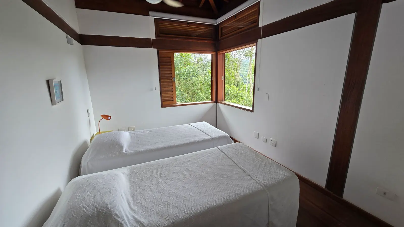 Suíte 7 — Iporanga, Guarujá, para temporada, Casa