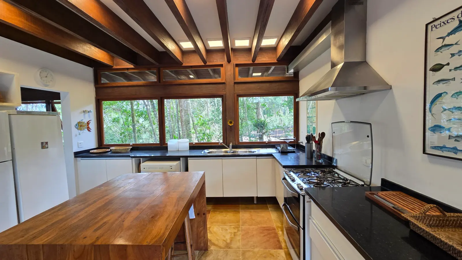Área de serviço 7 — Iporanga, Guarujá, para temporada, Casa
