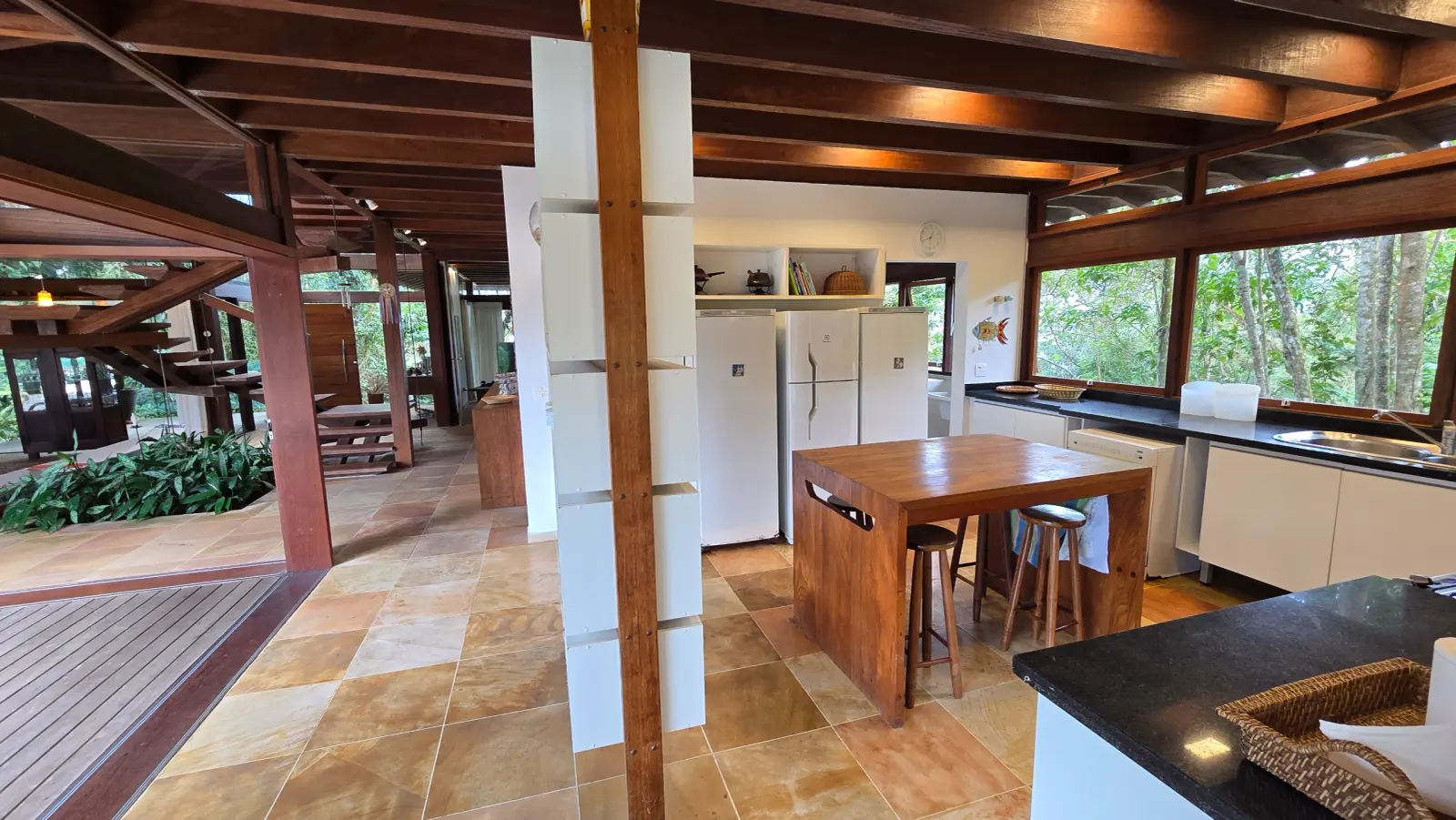 Área de serviço 5 — Iporanga, Guarujá, para temporada, Casa