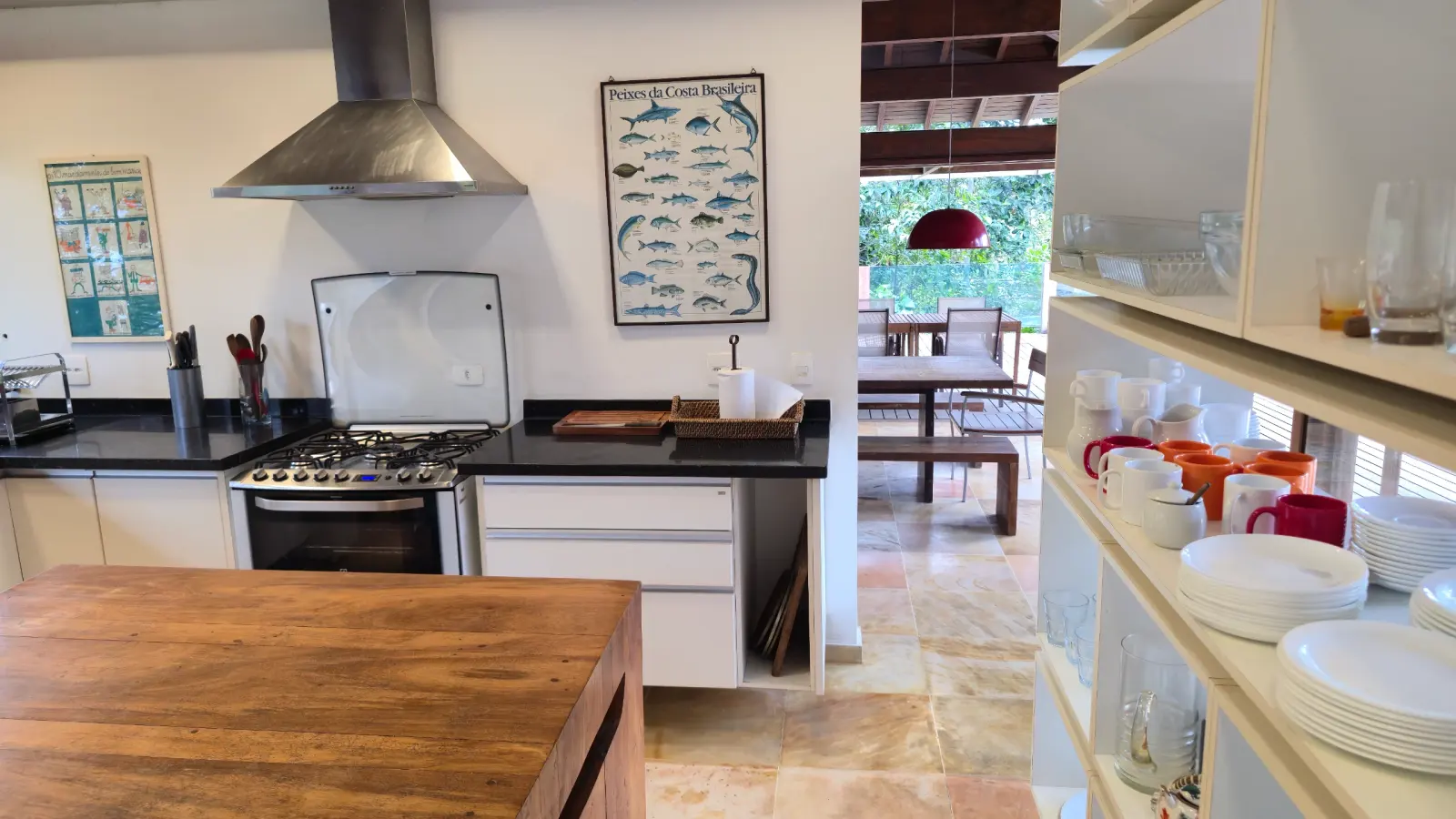 Área de serviço 2 — Iporanga, Guarujá, para temporada, Casa