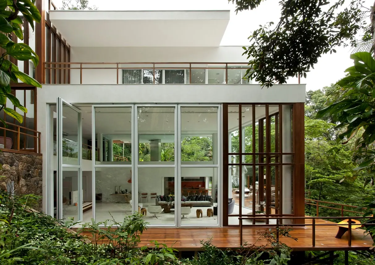 Área externa 13 — Iporanga, Guarujá, para temporada, Casa