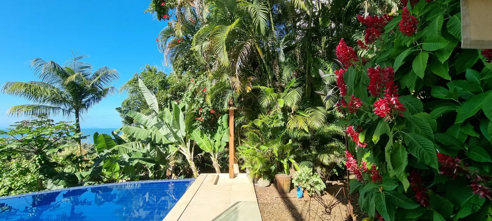Área externa 9 — Iporanga, Guarujá, para temporada, Casa