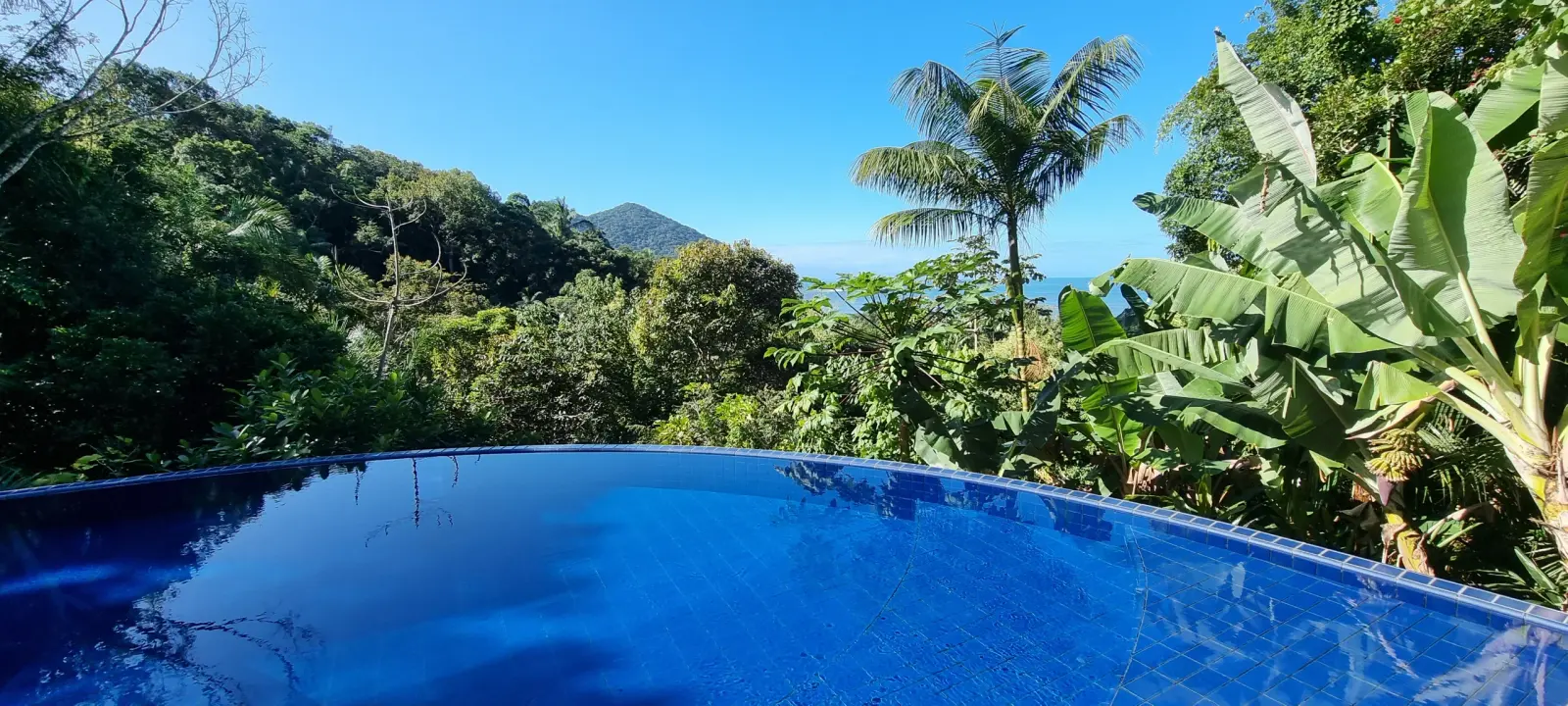 Área externa 1 — Iporanga, Guarujá, para temporada, Casa