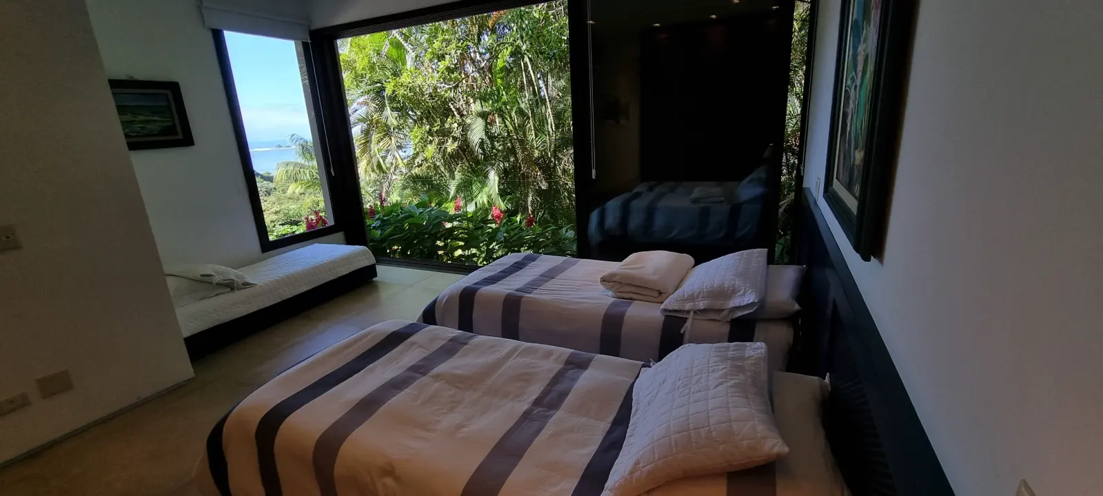 Suíte 14 — Iporanga, Guarujá, para temporada, Casa