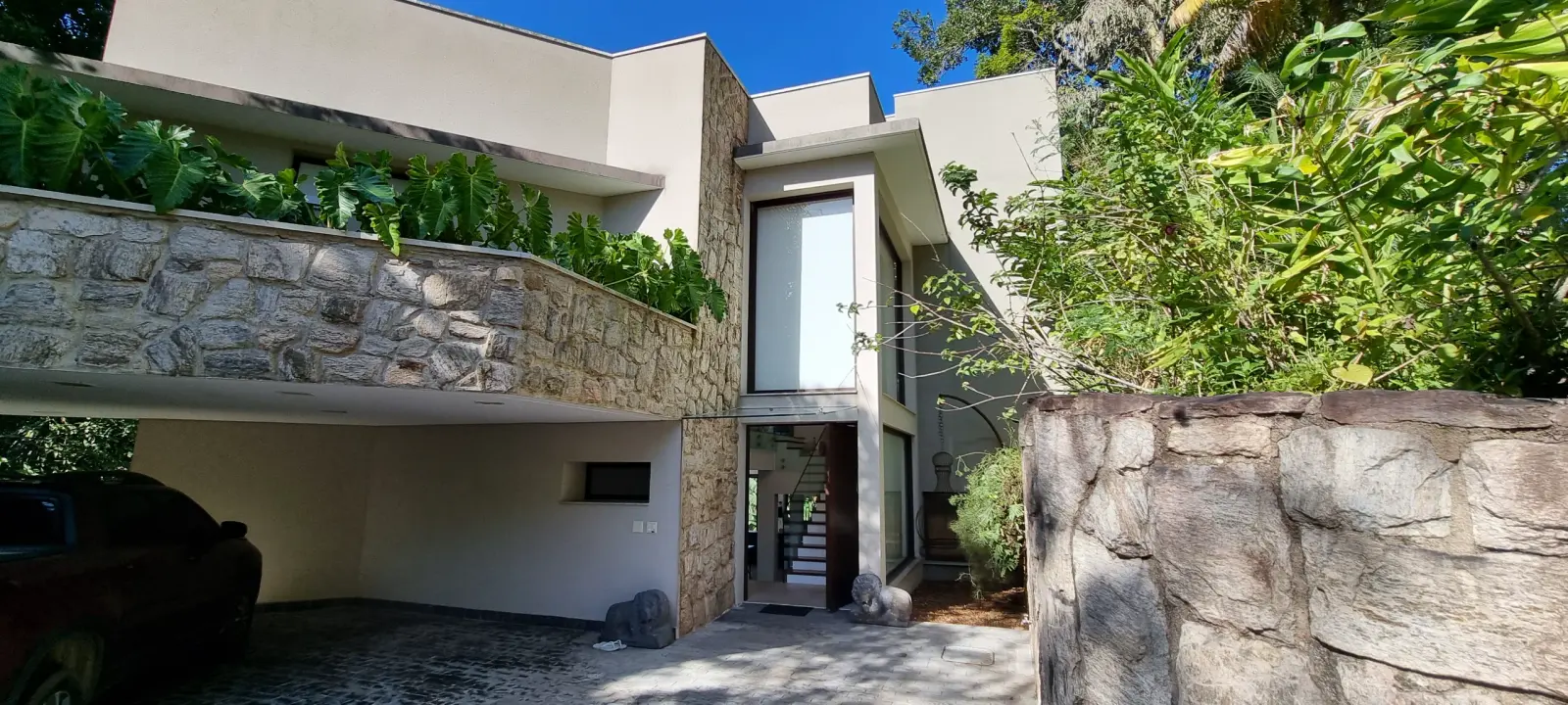 Área de serviço 1 — Iporanga, Guarujá, para temporada, Casa
