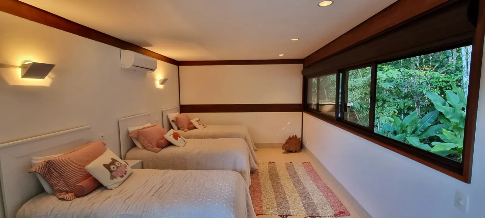 Suíte 6 — Taguaíba, Guarujá, à venda e para locação, Casa