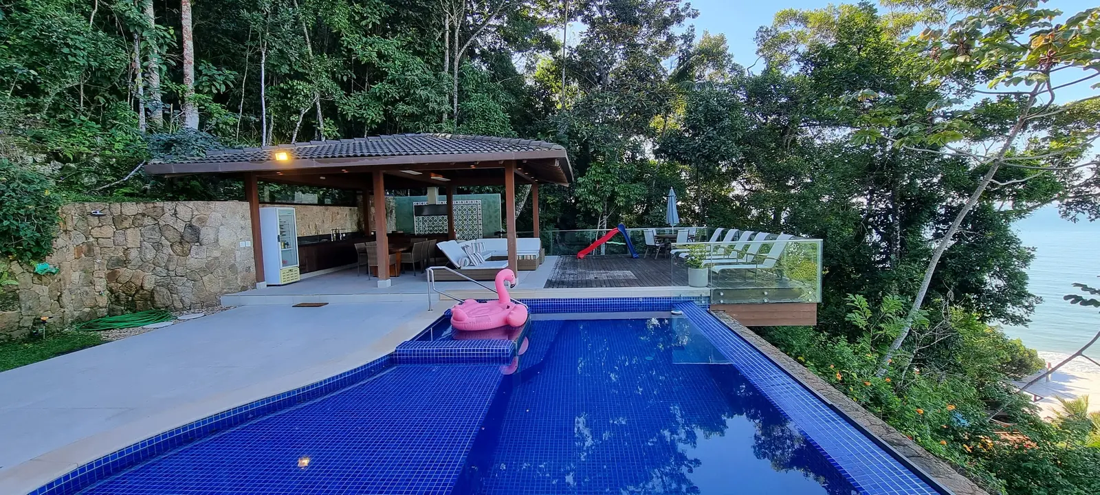 Área externa 18 — Taguaíba, Guarujá, à venda e para locação, Casa