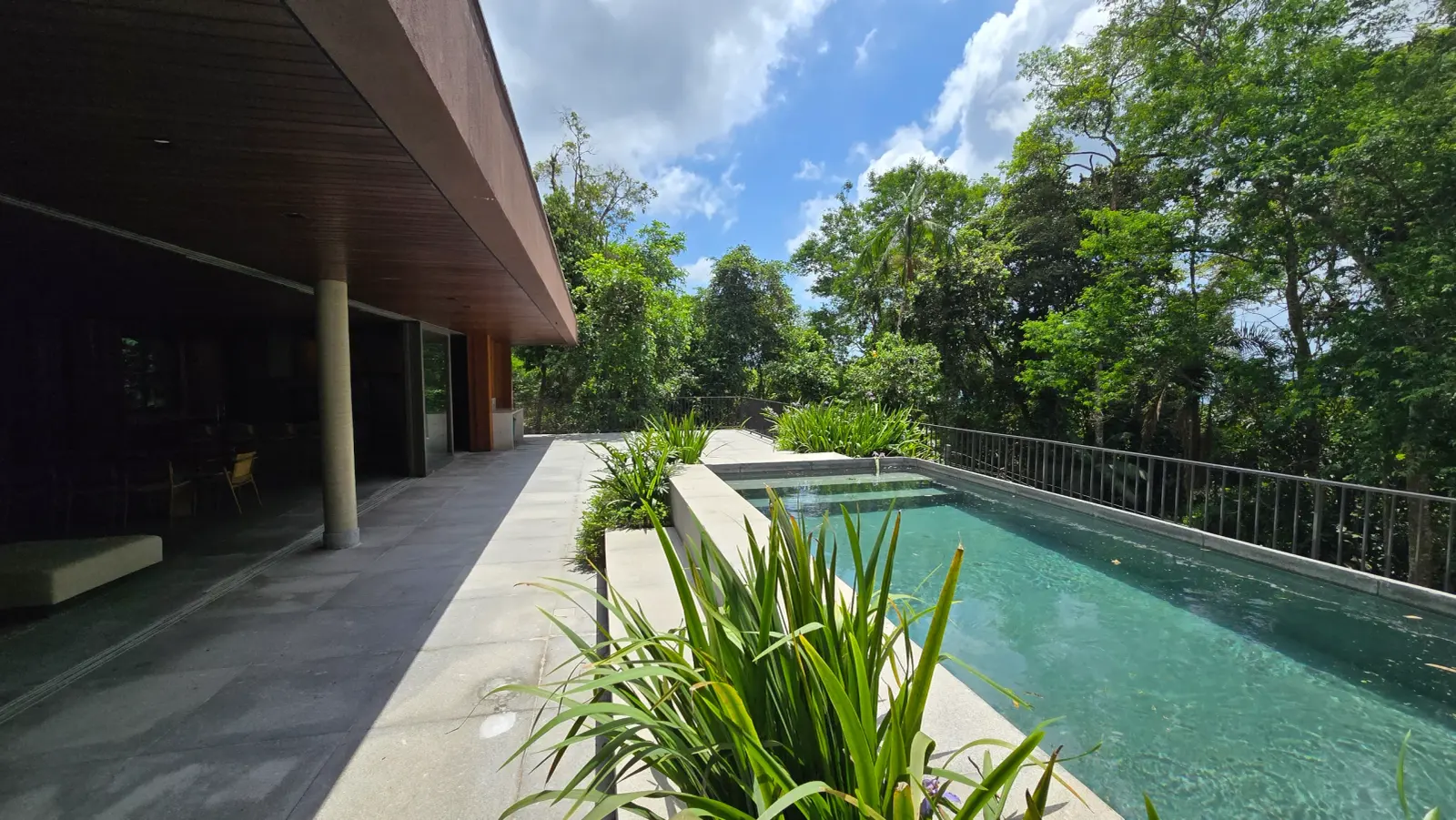 Área externa 8 — São Pedro, Guarujá, para temporada, Casa