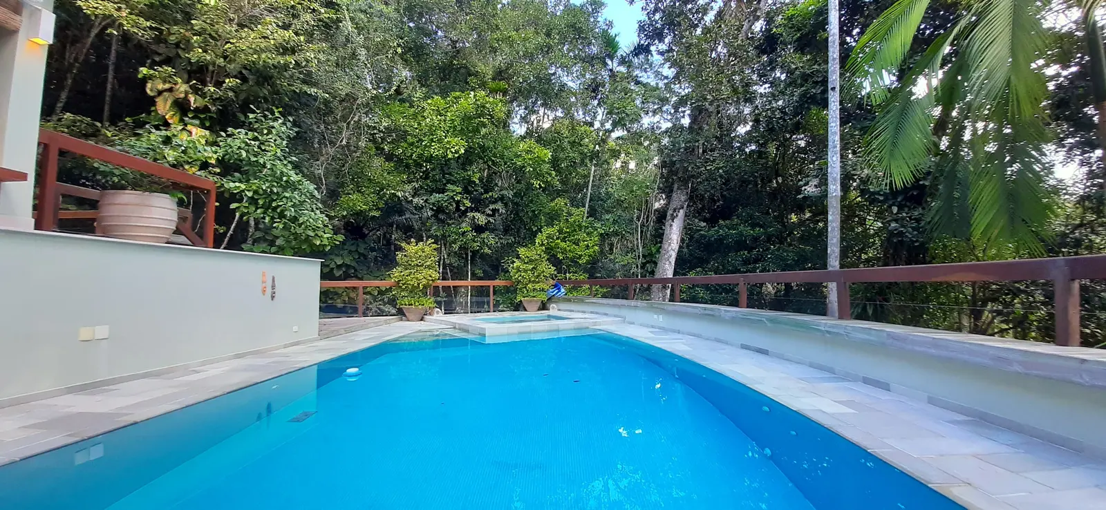 Área externa 2 — Iporanga, Guarujá, para temporada, Casa