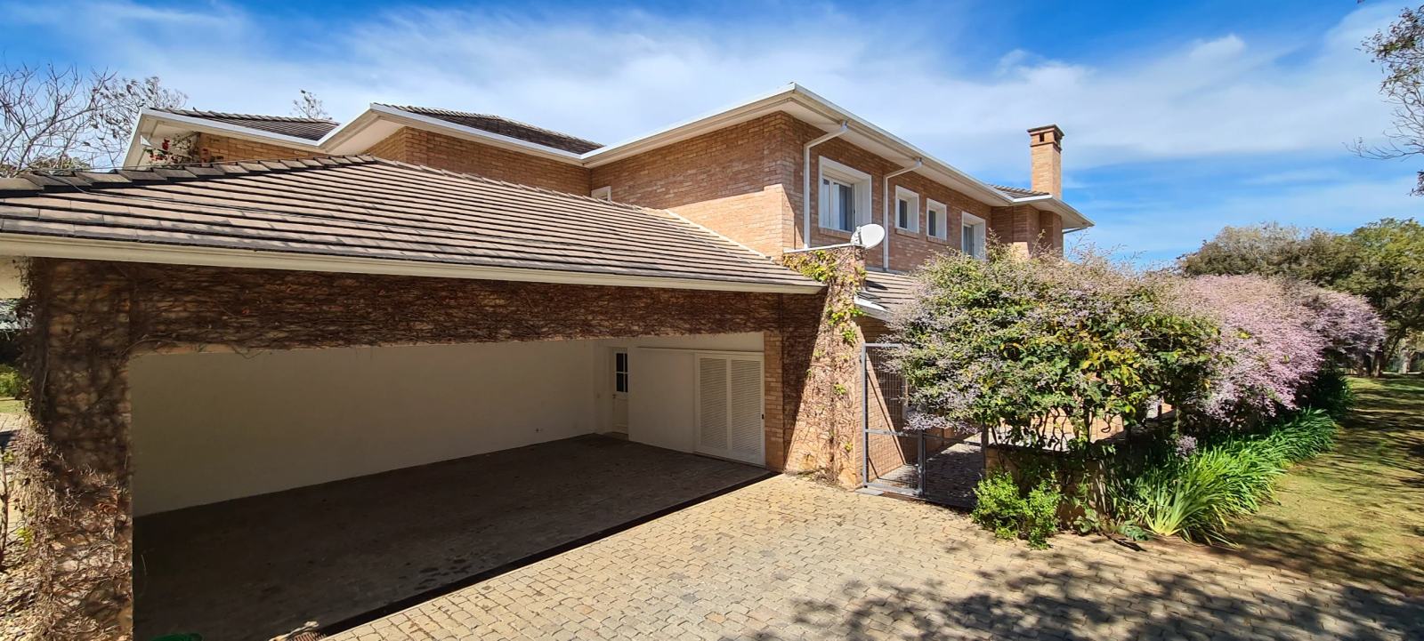 Área de serviço 1 — Quinta da Baroneza, Bragança Paulista, à venda, Casa