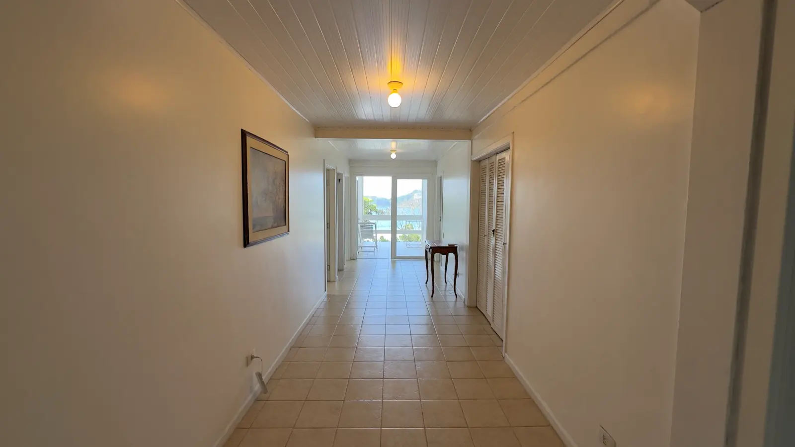 Casa para locação de temporada com vista e próximo ao mar no condominio Iporanga (8)