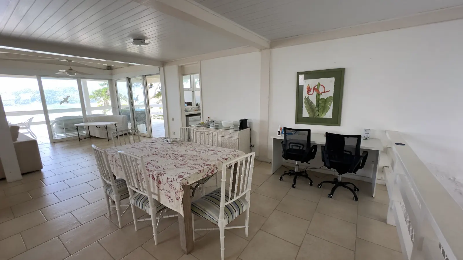 Casa para locação de temporada com vista e próximo ao mar no condominio Iporanga (6)