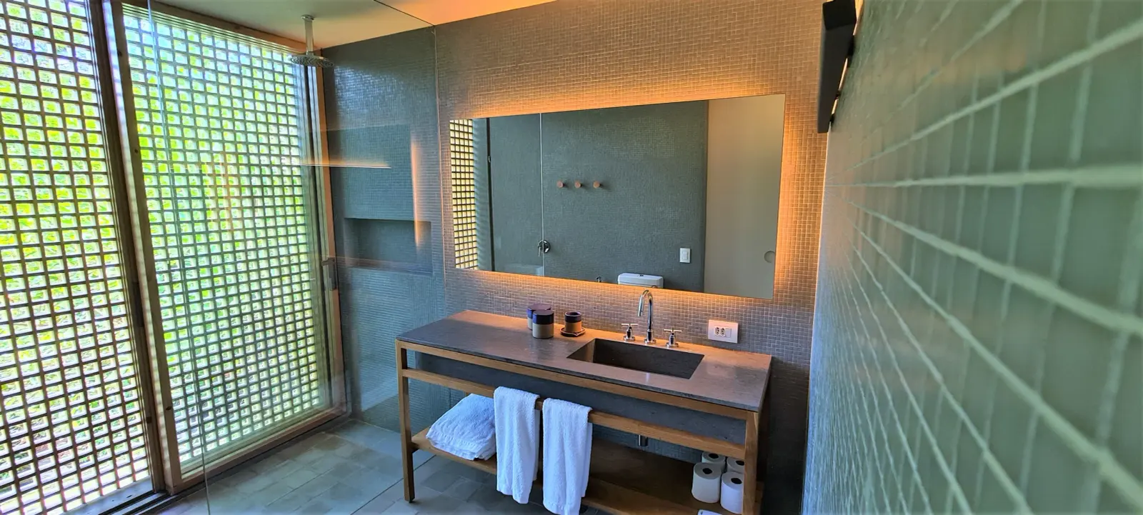 Suíte 7 — Iporanga, Guarujá, para temporada, Casa