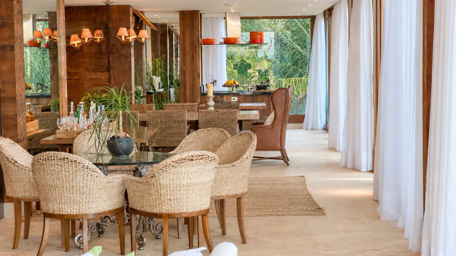 Casa de luxo com vista para o mar a 150 metros do condomínio Iporanga (52)