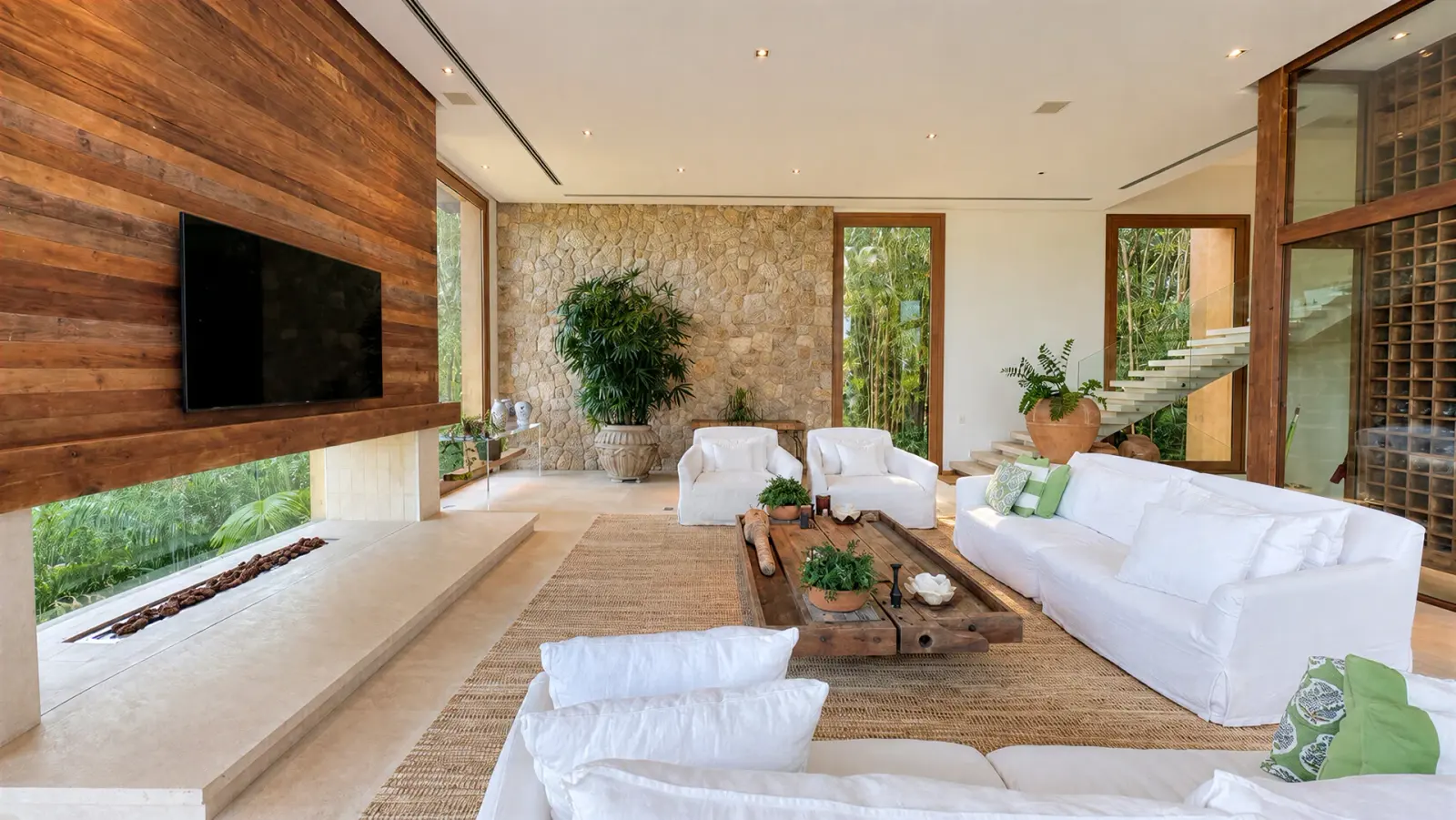 Casa de luxo com vista para o mar a 150 metros do condomínio Iporanga (10)