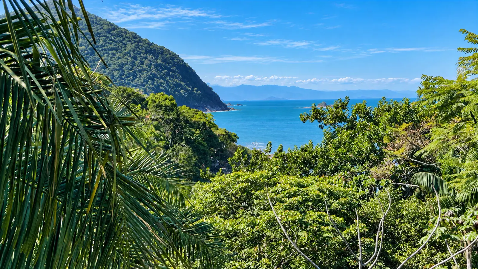 Casa de luxo com vista para o mar a 150 metros do condomínio Iporanga (4)