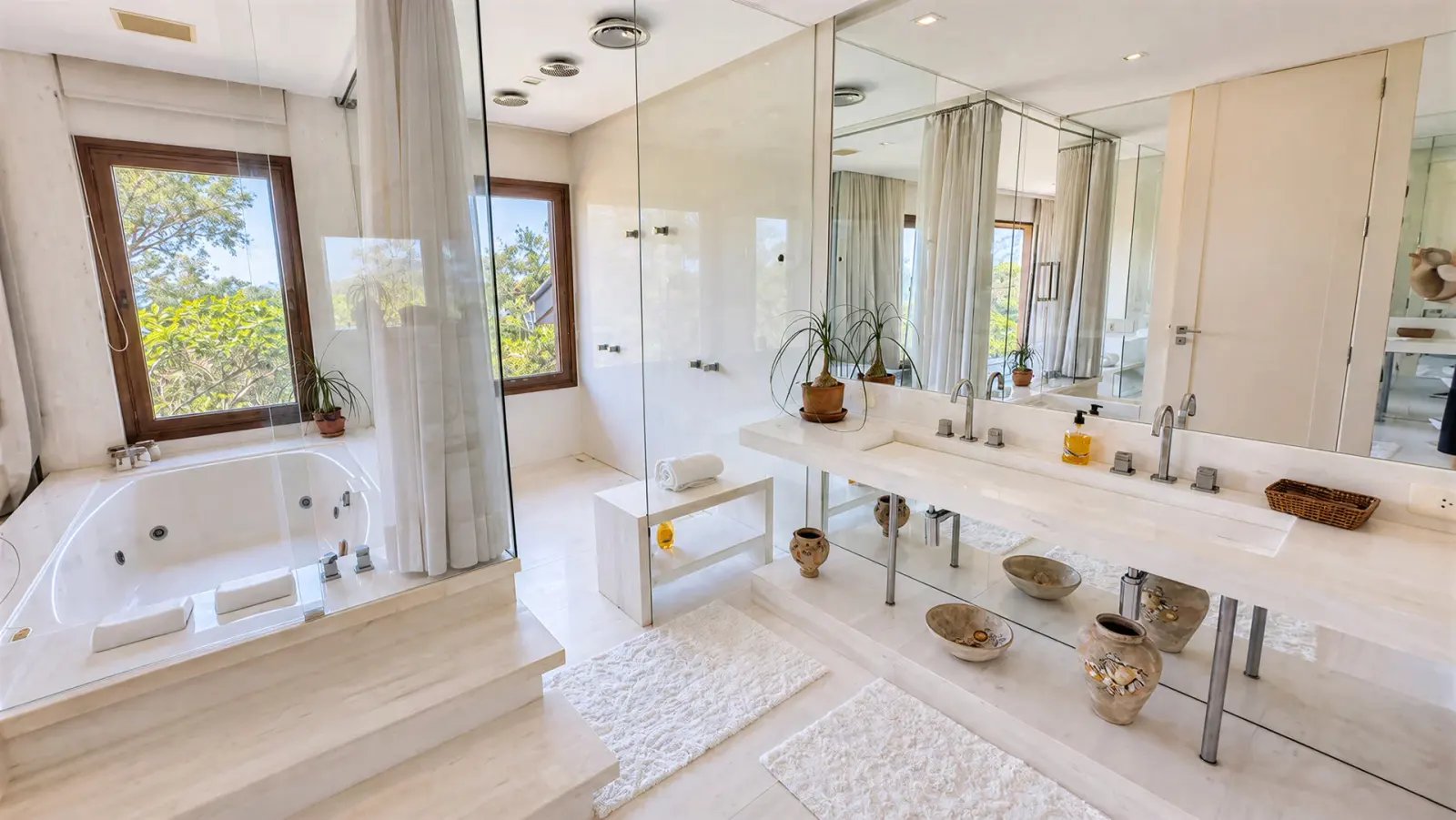Casa de luxo com vista para o mar a 150 metros do condomínio Iporanga (23)