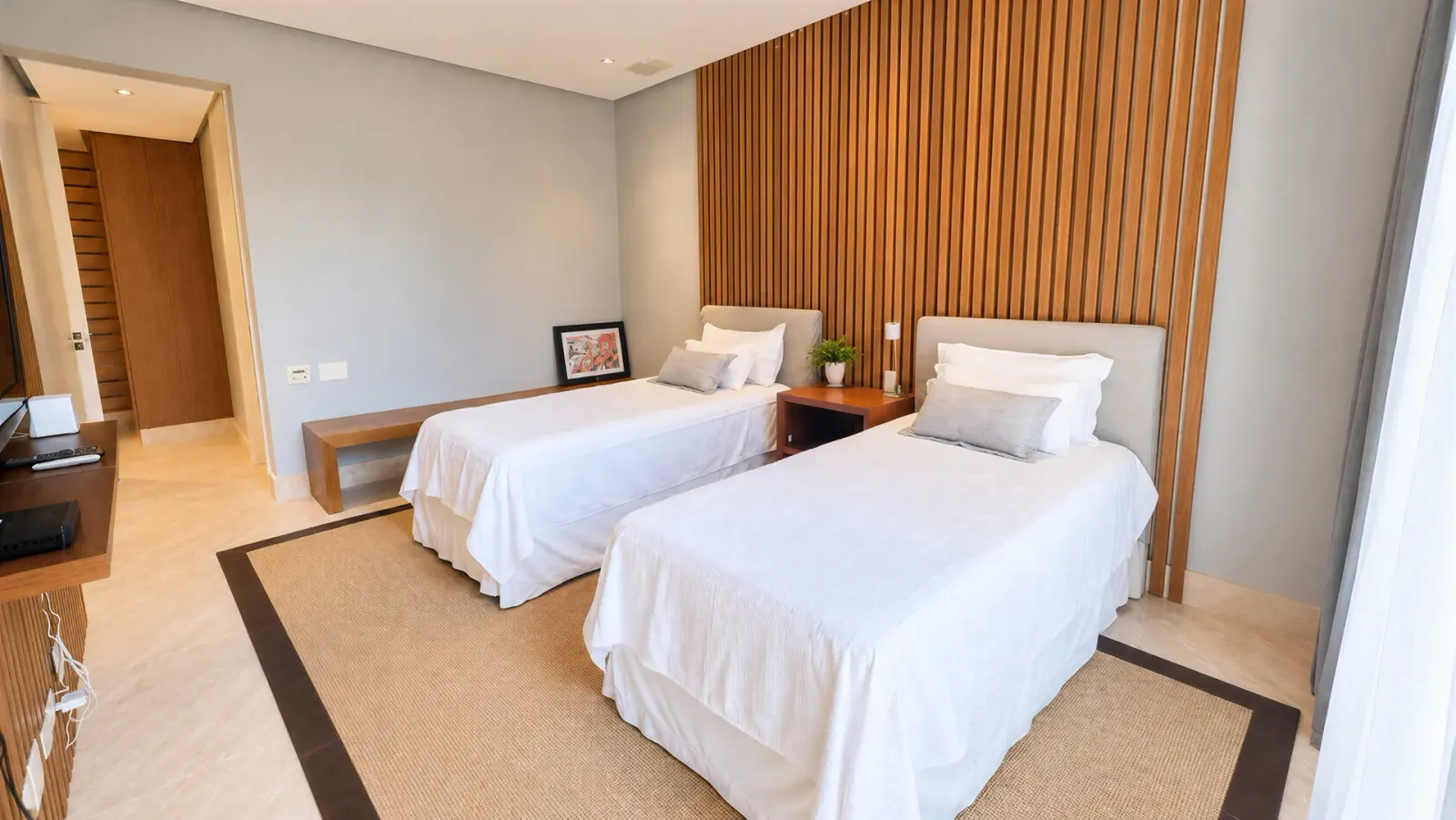 Casa de luxo com vista para o mar a 150 metros do condomínio Iporanga (28)