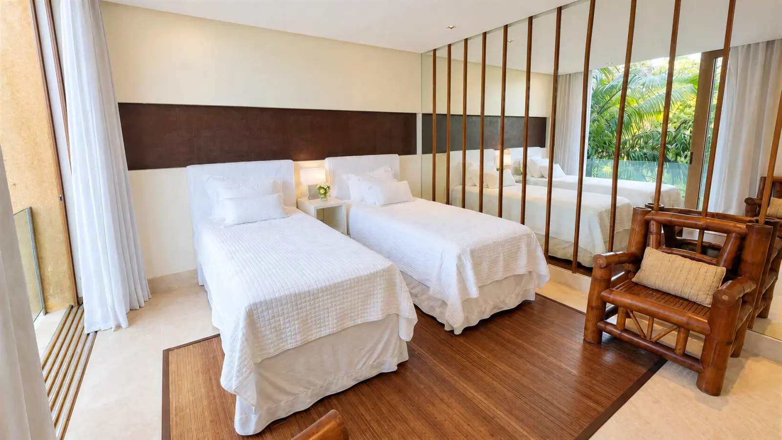 Casa de luxo com vista para o mar a 150 metros do condomínio Iporanga (34)