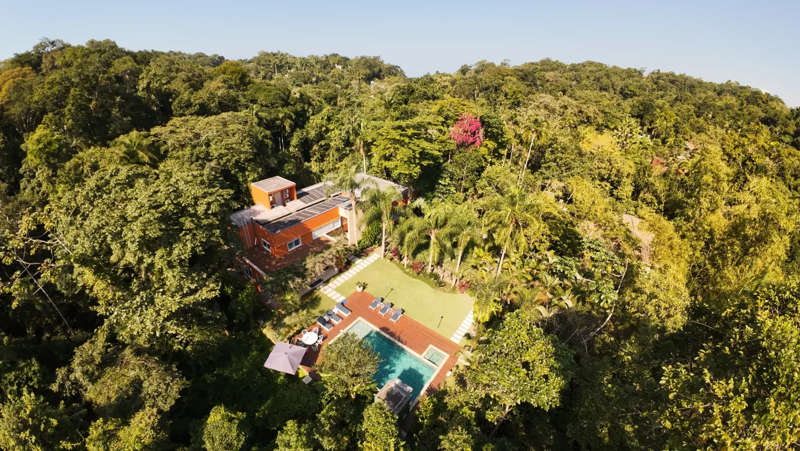Vista aérea 12 — Iporanga, Guarujá, para temporada, Casa