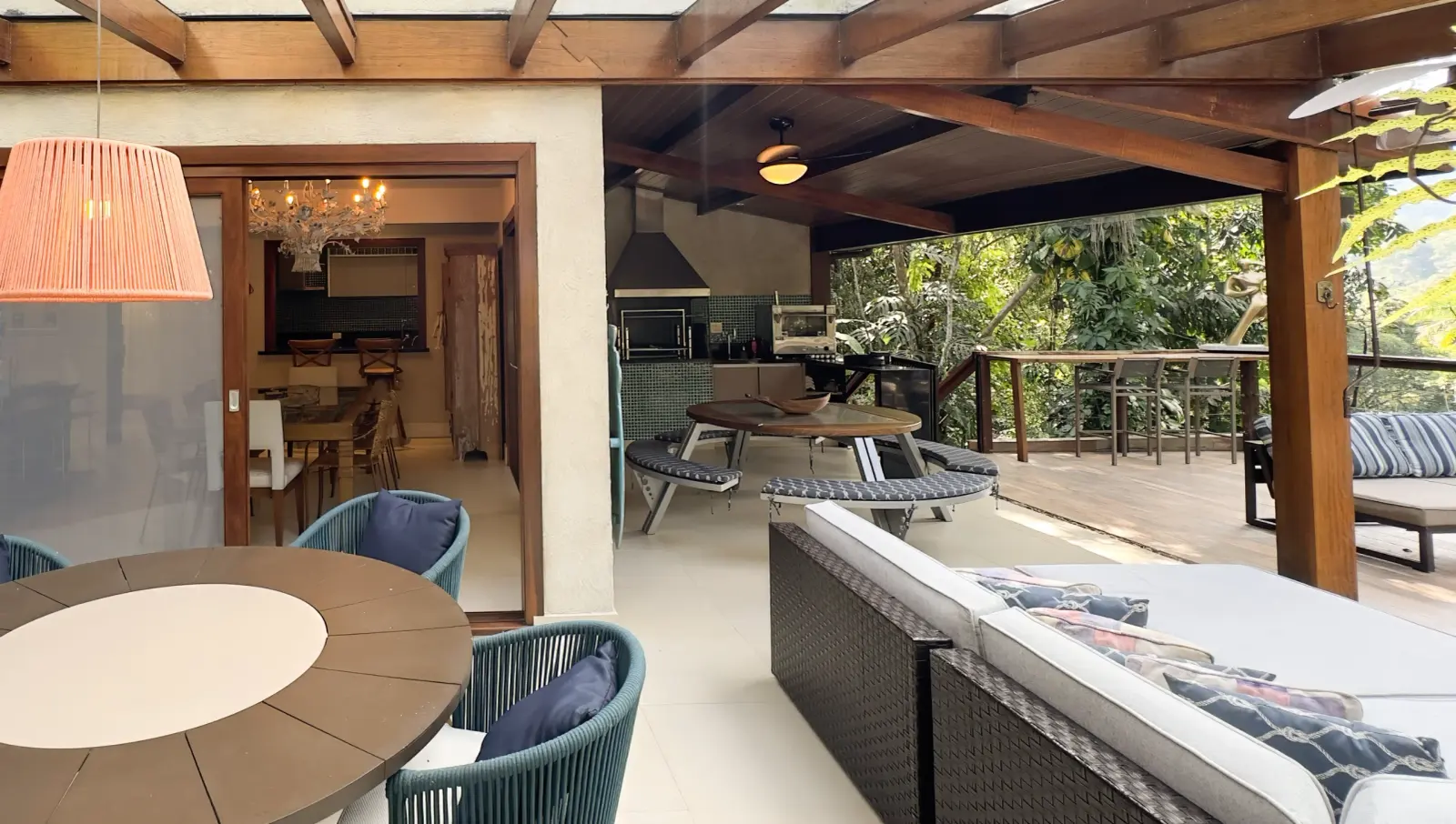 Área externa 3 — Iporanga, Guarujá, para temporada, Casa