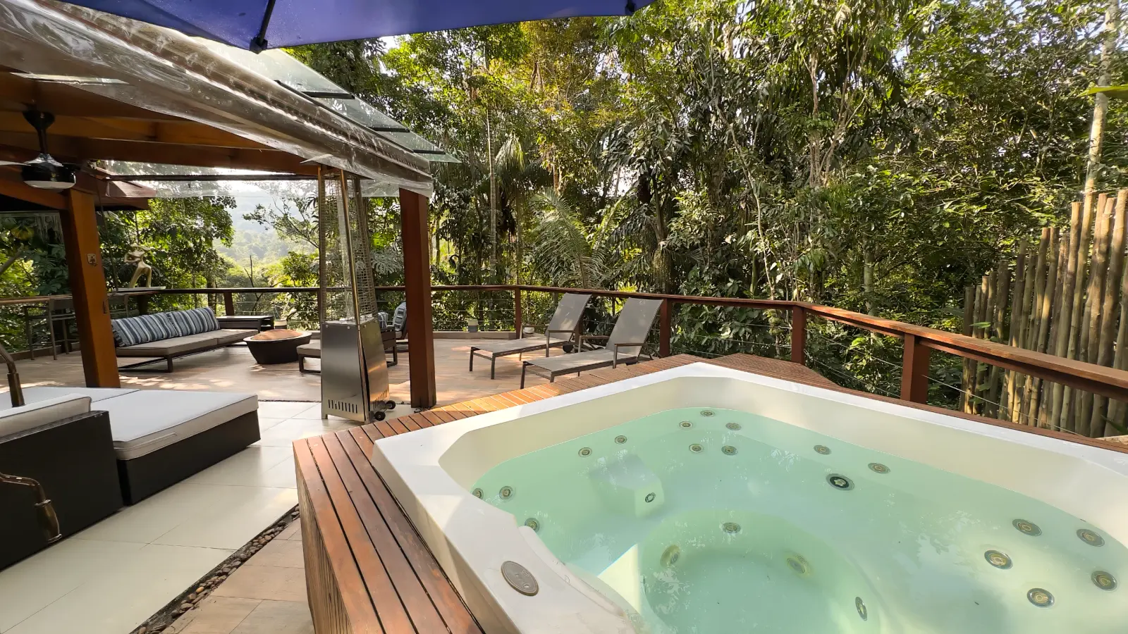 Área externa 11 — Iporanga, Guarujá, para temporada, Casa