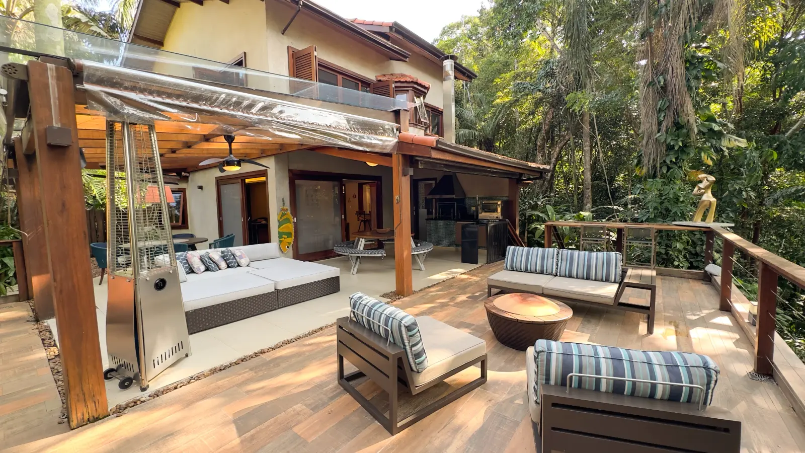 Área externa 13 — Iporanga, Guarujá, para temporada, Casa