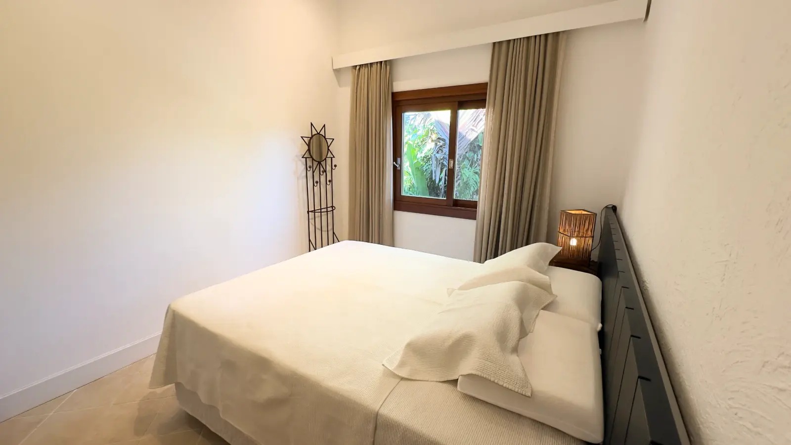 Suíte 7 — Iporanga, Guarujá, para temporada, Casa