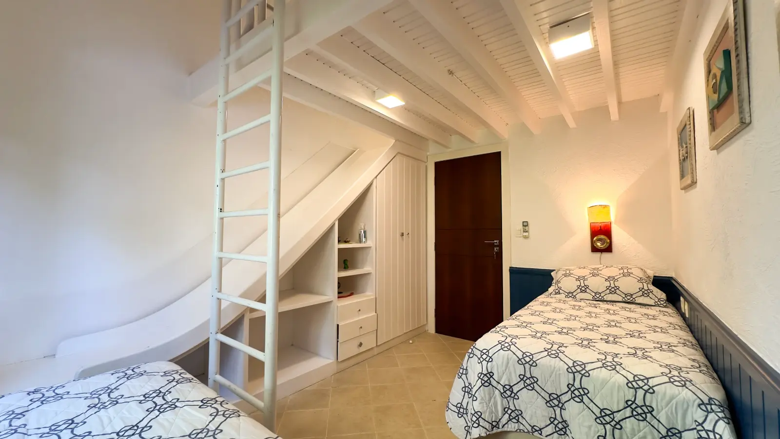 Suíte 6 — Iporanga, Guarujá, para temporada, Casa