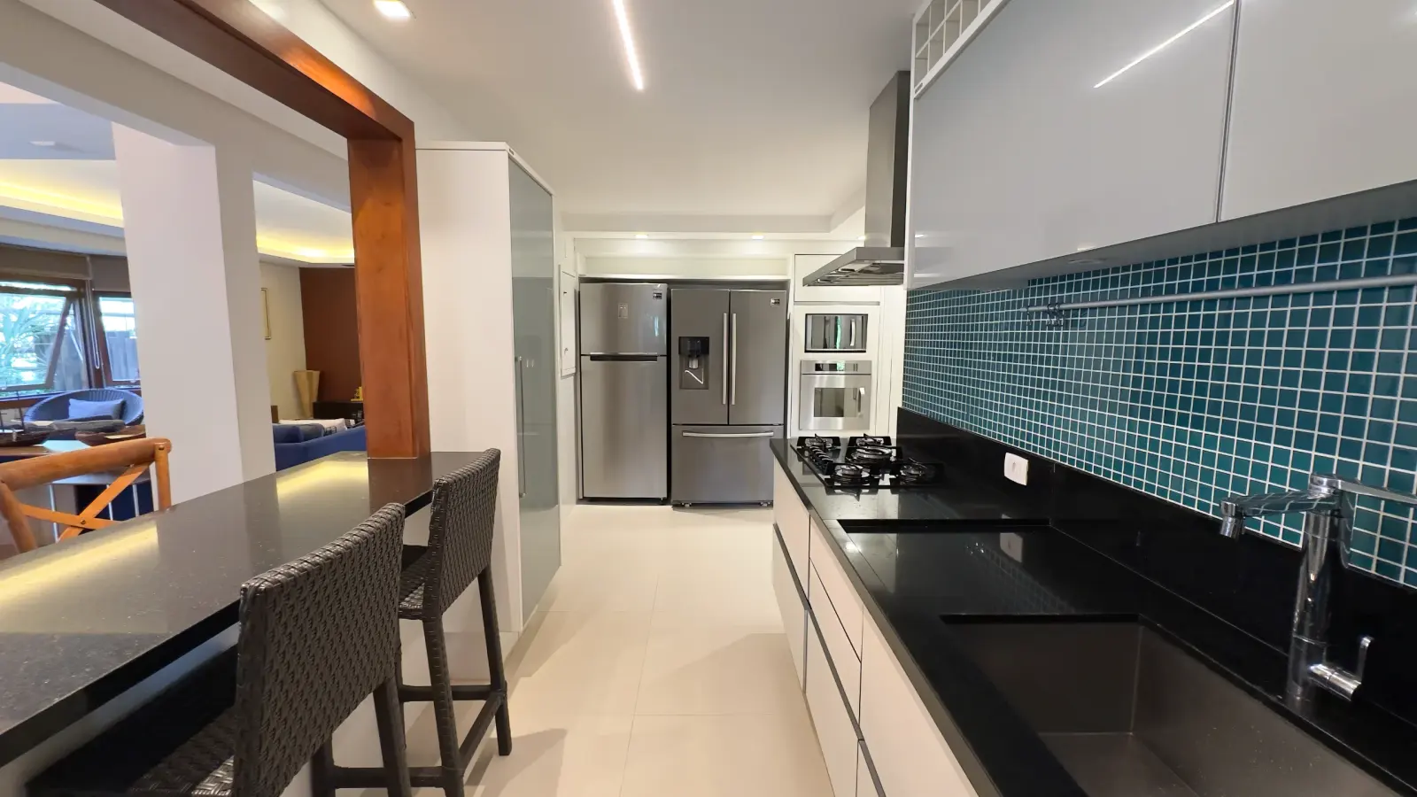 Área de serviço 2 — Iporanga, Guarujá, para temporada, Casa
