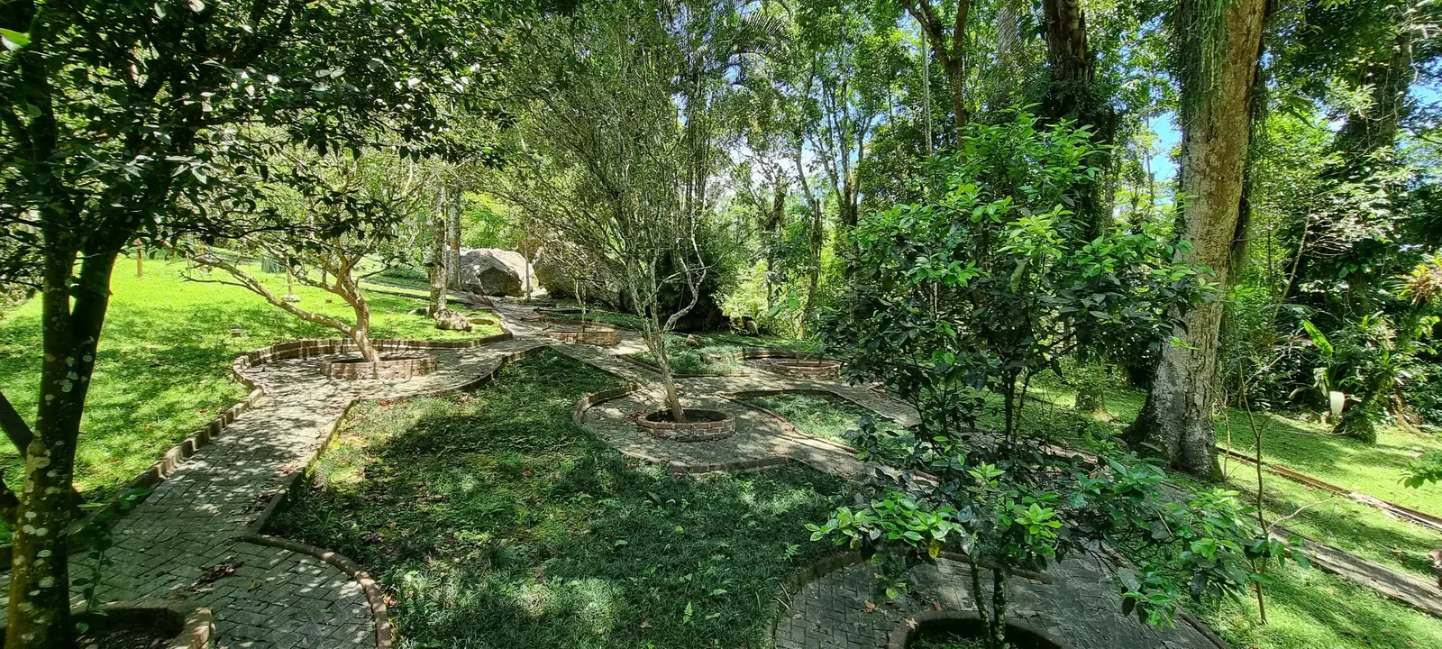 Área externa 9 — São Pedro, Guarujá, à venda e para locação, Casa