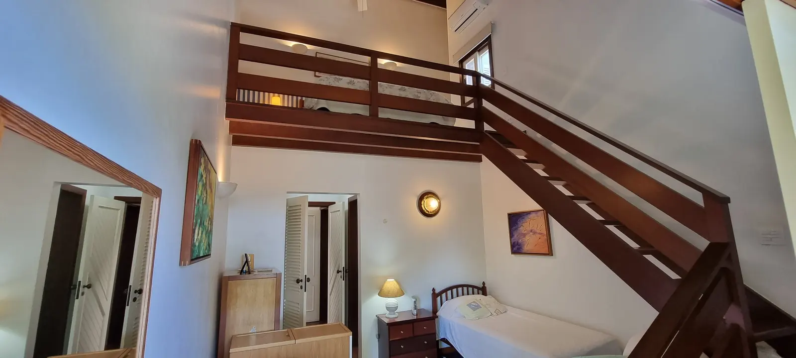 Suíte 5 — São Pedro, Guarujá, à venda e para locação, Casa