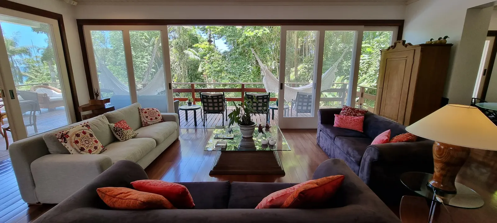 Ambiente interno 20 — São Pedro, Guarujá, à venda e para locação, Casa