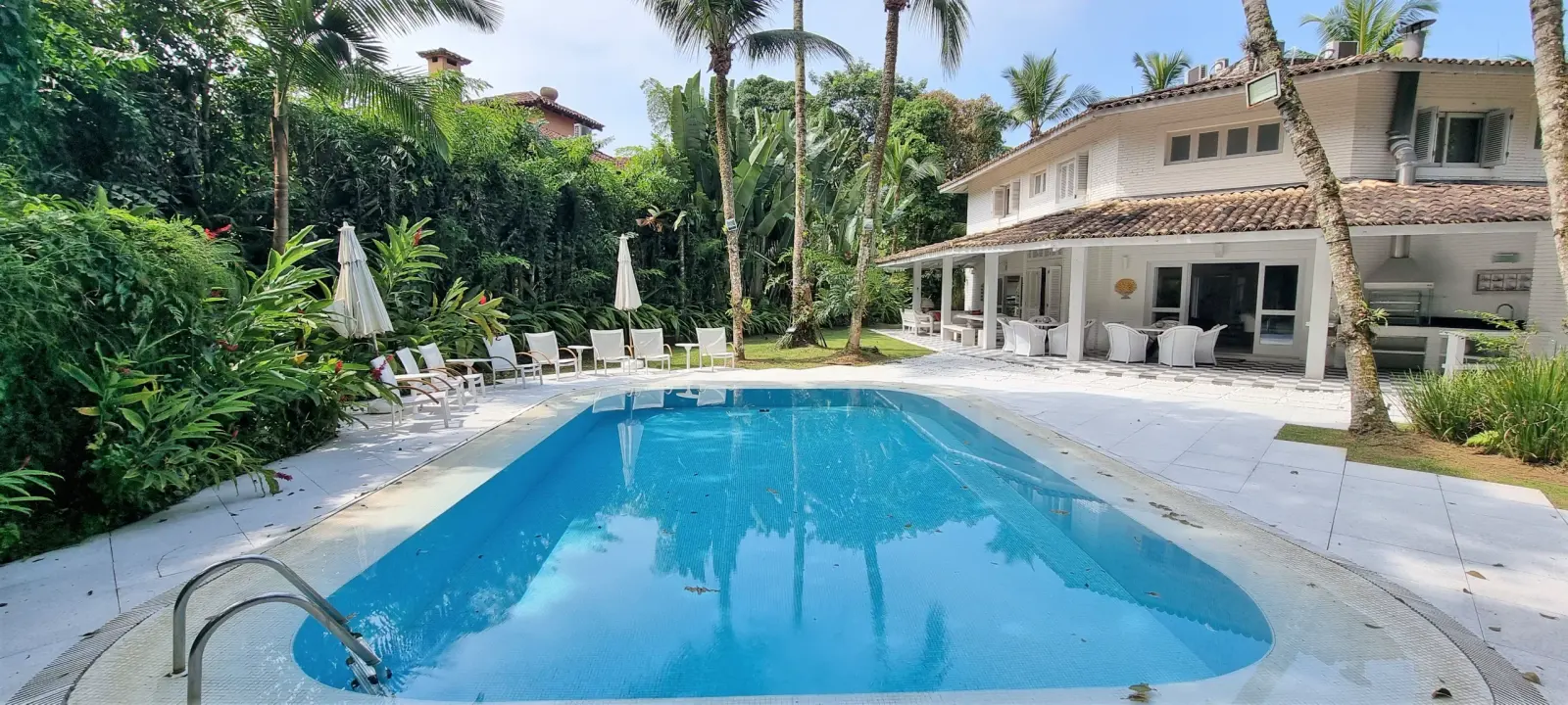 Área externa 2 — Iporanga, Guarujá, para temporada, Casa