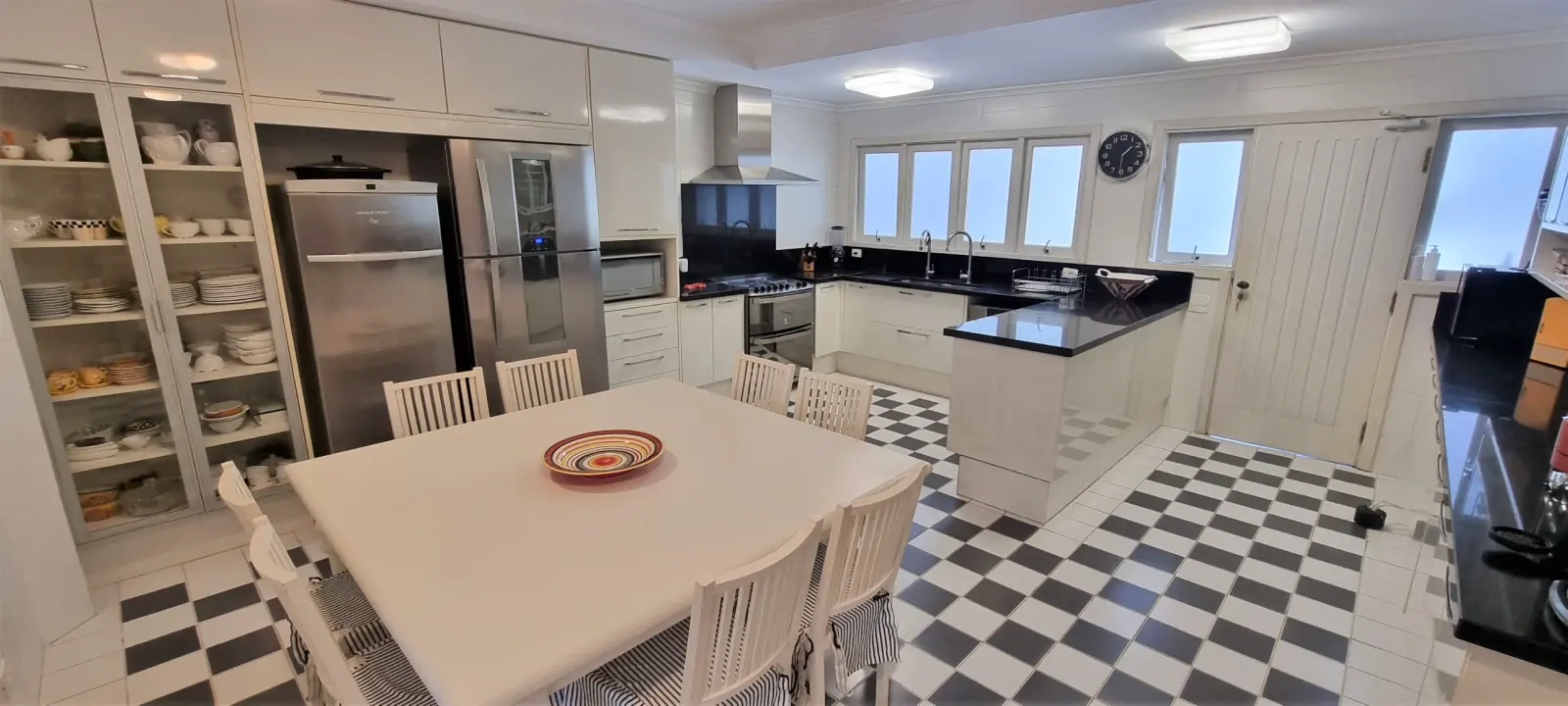 Área de serviço — Iporanga, Guarujá, para temporada, Casa